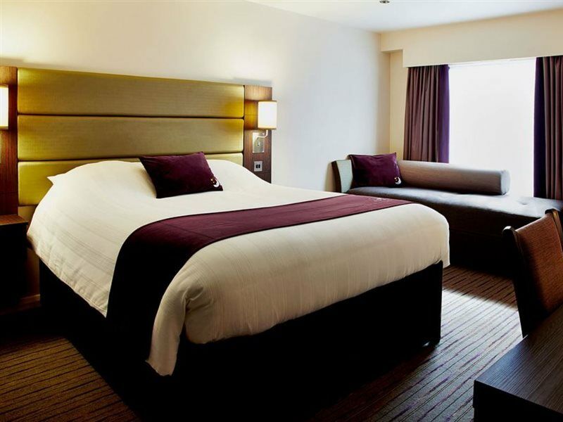 Premier Inn Jersey St Helier Saint Helier Jersey Extérieur photo
